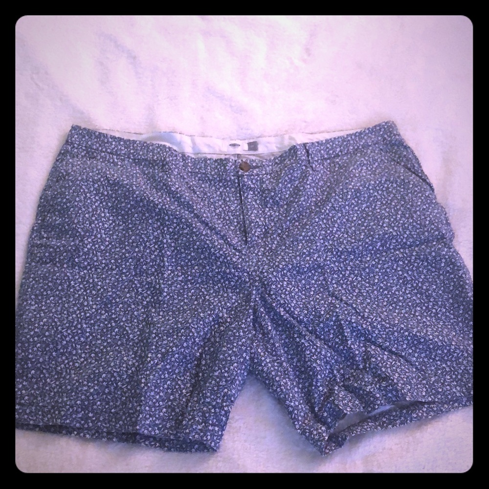 Blue floral print Old Navy Shorts